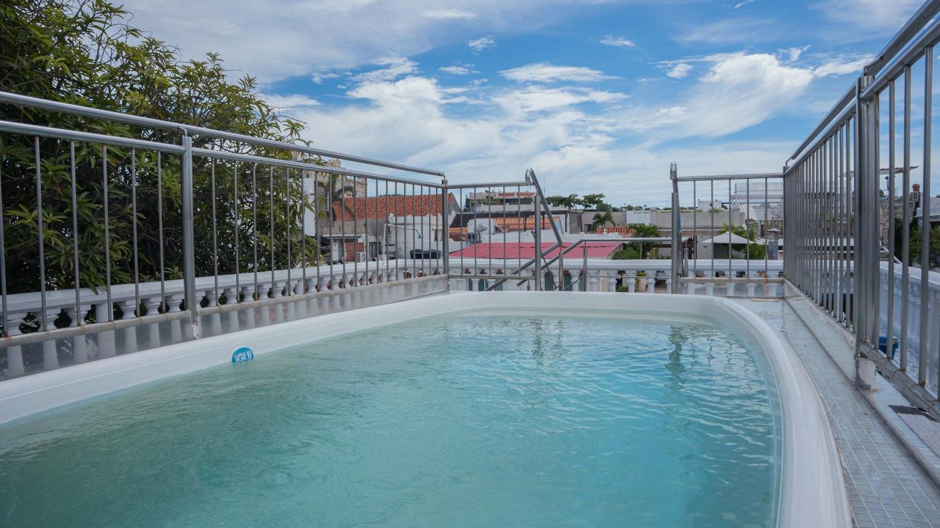3 Banderas Hotel