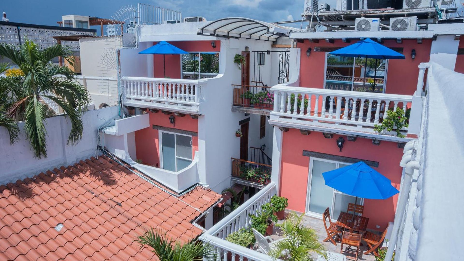 Hotel 3 Banderas