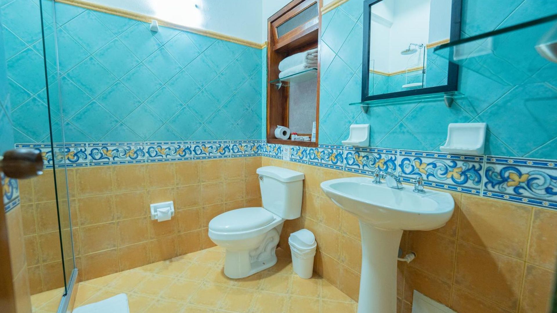 3 Banderas Hotel Cartagena