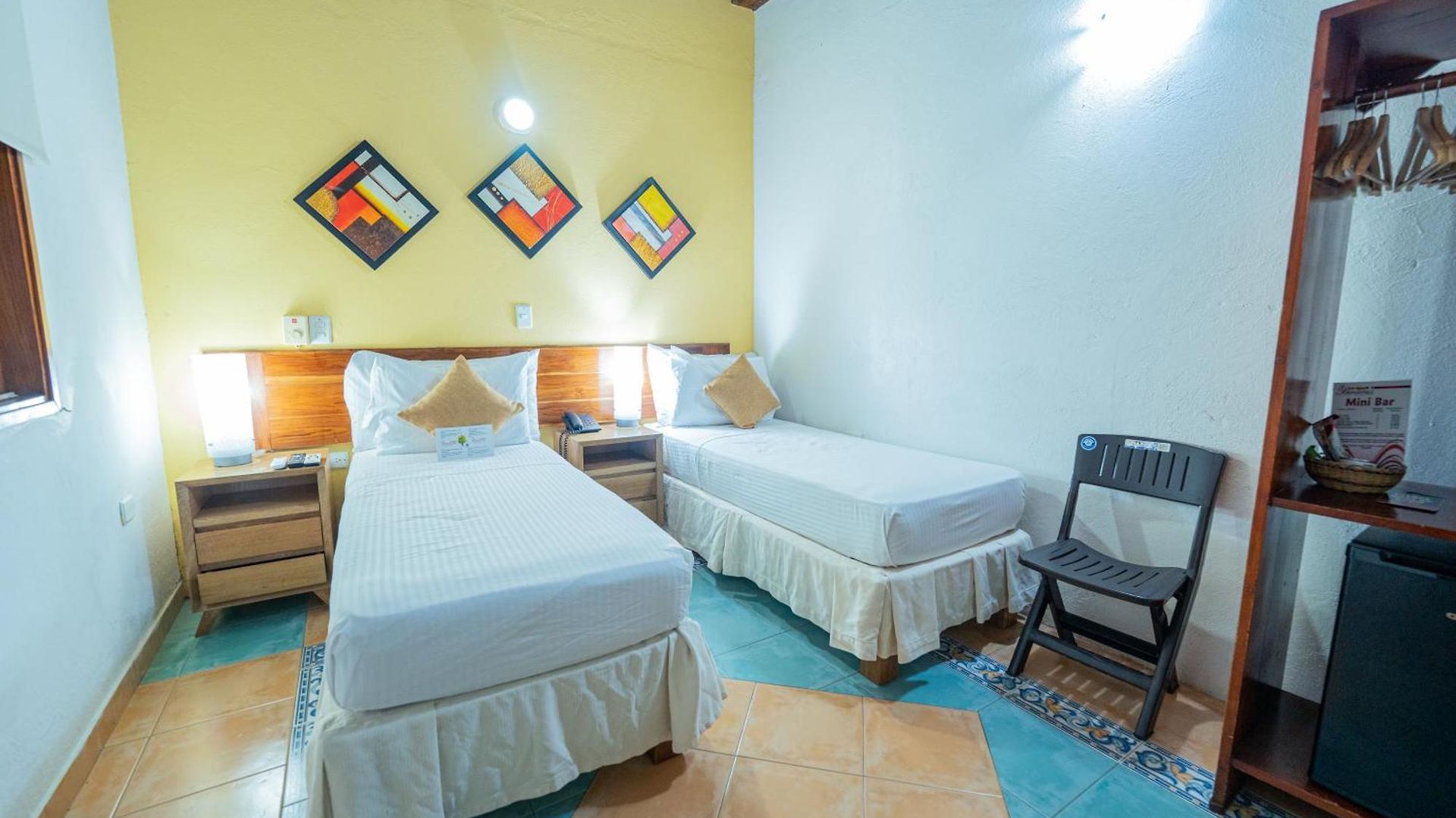 3 Banderas Hotel