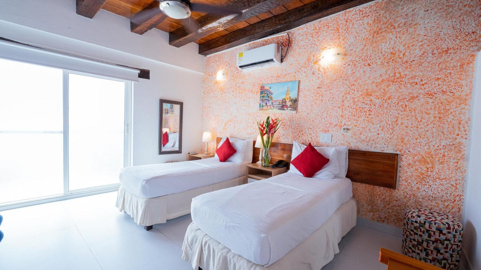 Hotel 3 Banderas