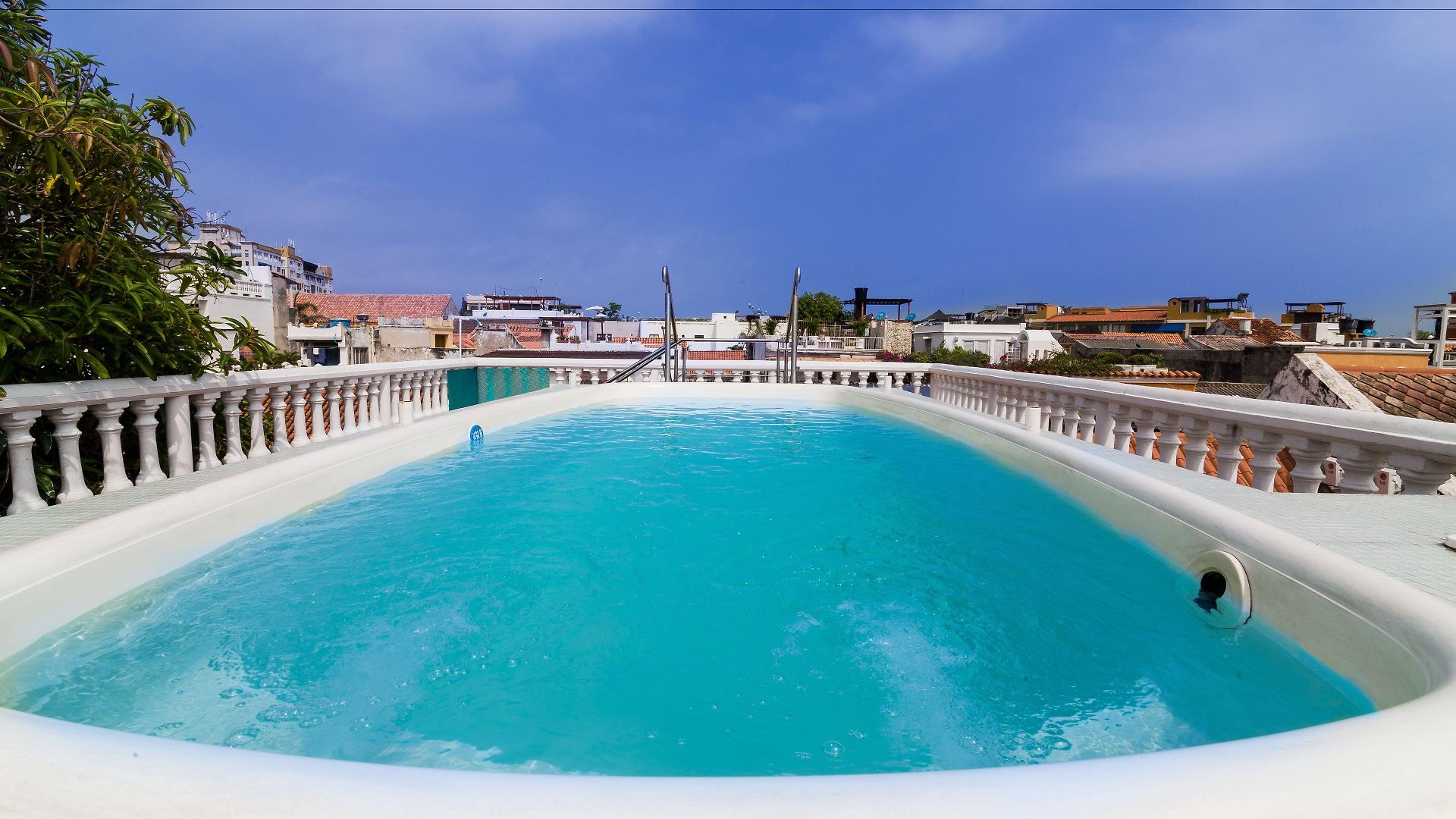 3 Banderas Hotel 3*