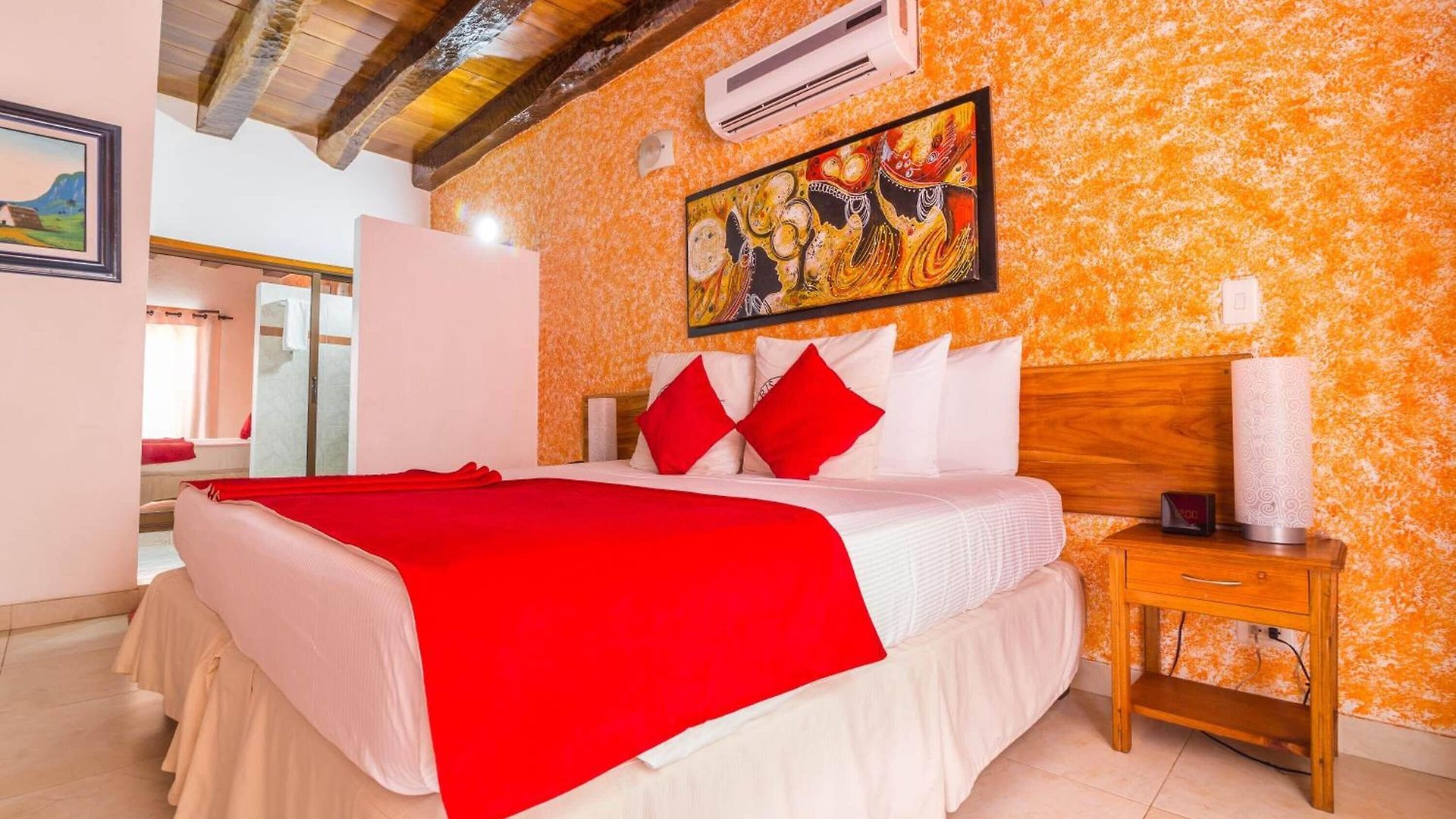 3 Banderas Hotel