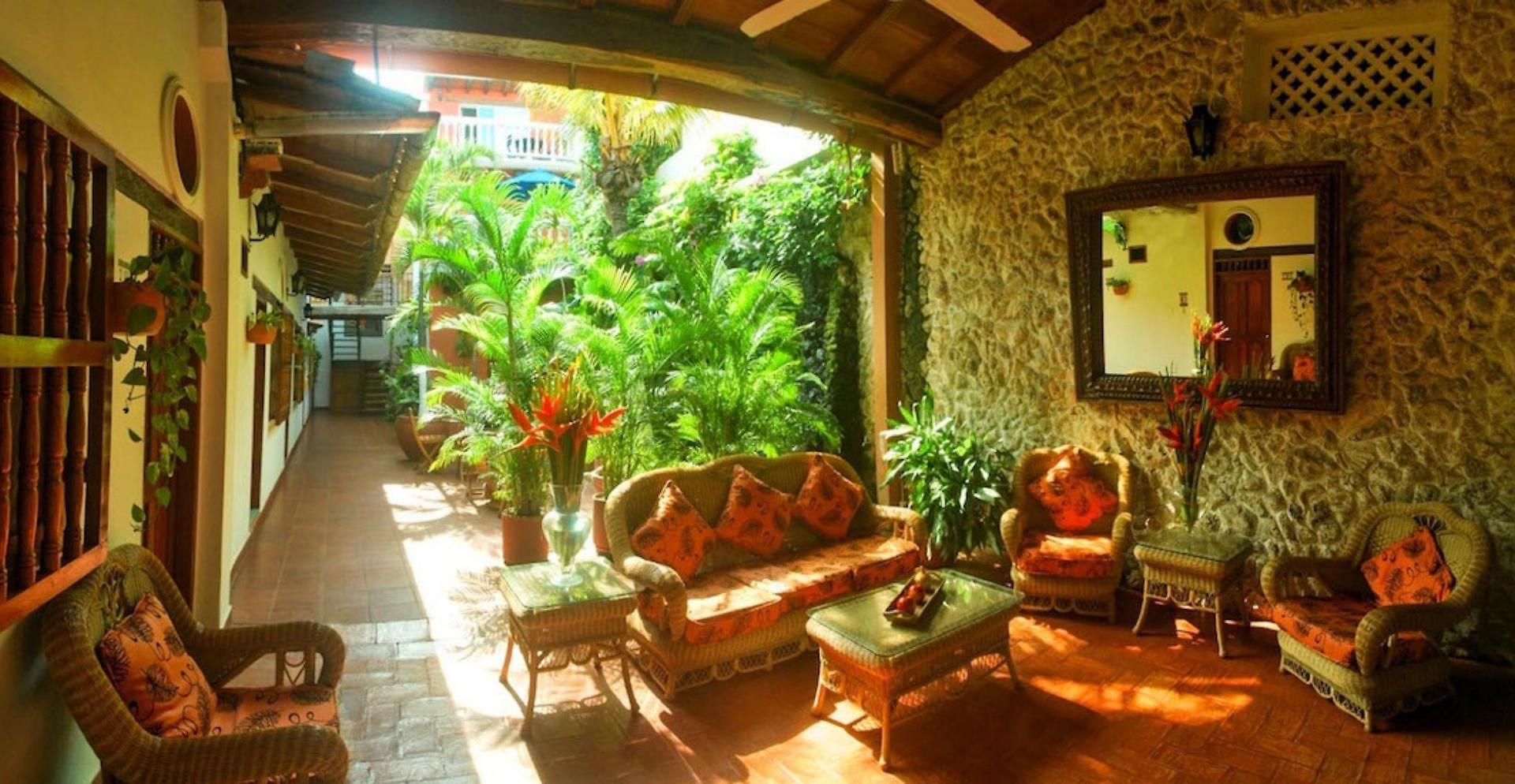 Hotel 3 Banderas