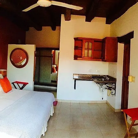 Hotel 3 Banderas