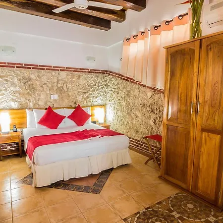Hotel 3 Banderas Cartagena