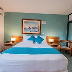 Hotel 3 Banderas